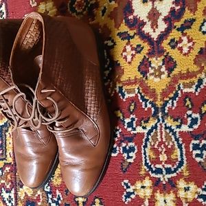 Vintage trotter boots.